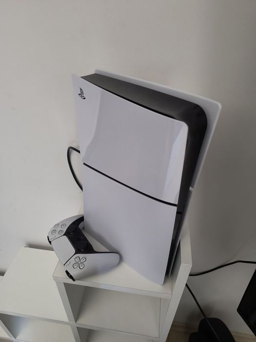 Ps5 slim z napędem