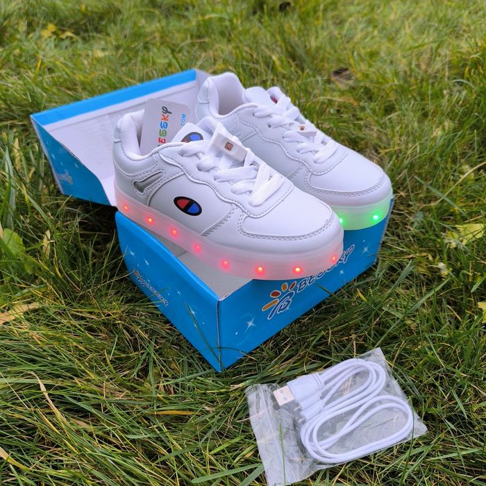 Білі кросівки з led підсвіткою, кроссовки с подсветкой, led-кроссовки