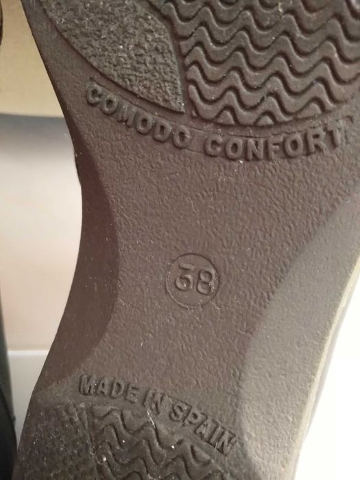 Sapatos Descanflex Nº38