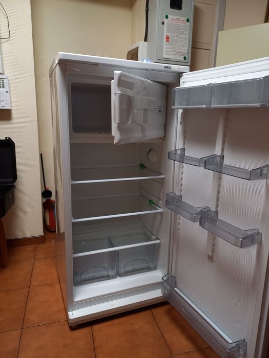 Холодильник  Атлант МХ -282-66, з офісу