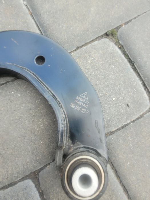 Ричаги  підвіски
