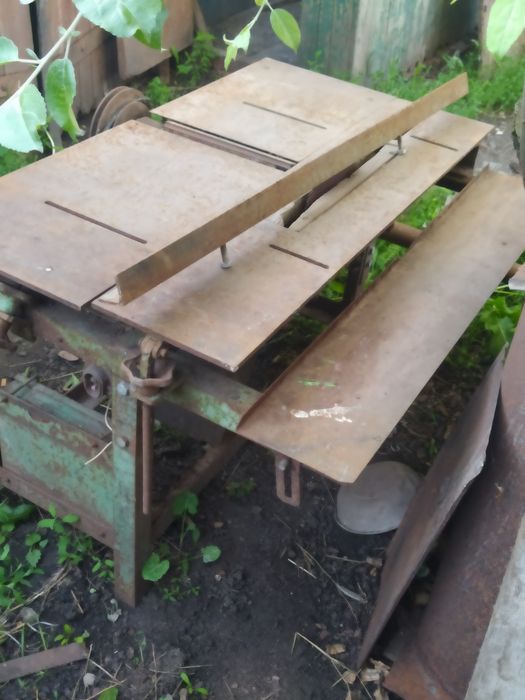 Продам цыркулярку с фуганком пос. Краснопавловка
