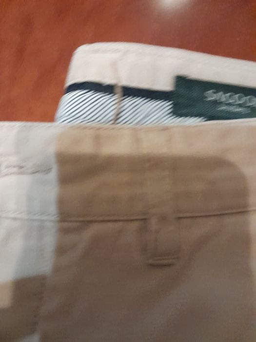 Calcas de homem. Marca Sacoor