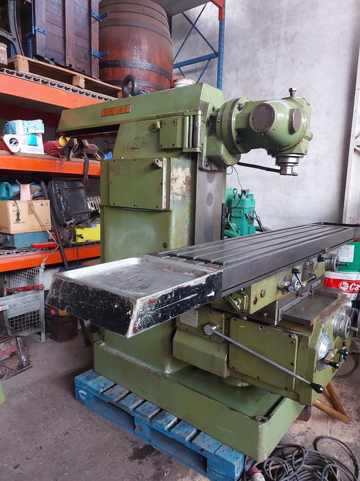 Fresadora Euro 5 mesa de 1800, 1350 curso