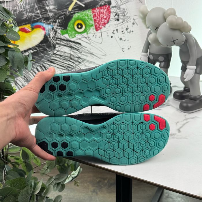 Кросівки Nike Free Rn 39 розміи E705