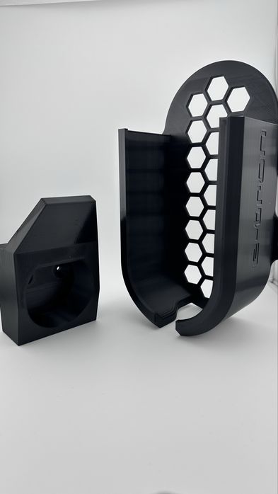 Тримач зарядки Audi e-tron