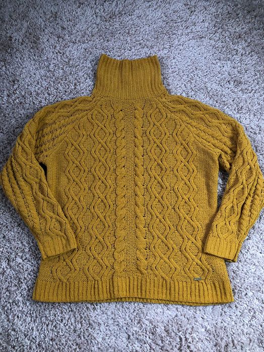 Sweter golf Mohito S musztardowy welurowy warkocze jesienny