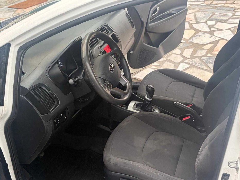 KIA RIO 1.1 CRDi (Diesel) – 2012 – Único Dono & Super Económico!