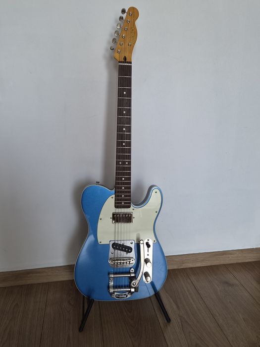 Squier Classic Vibe Custom Telecaster SH Bigsby Lake Placid Blue