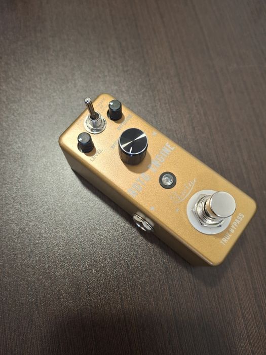 Pedal Rowin Chorus/Phaser/Vibe