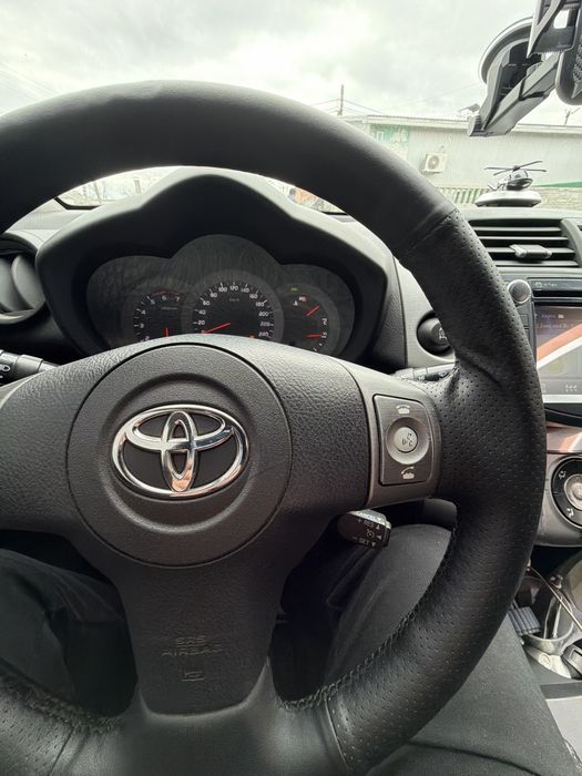 Продам Тoyota RAV4 2006