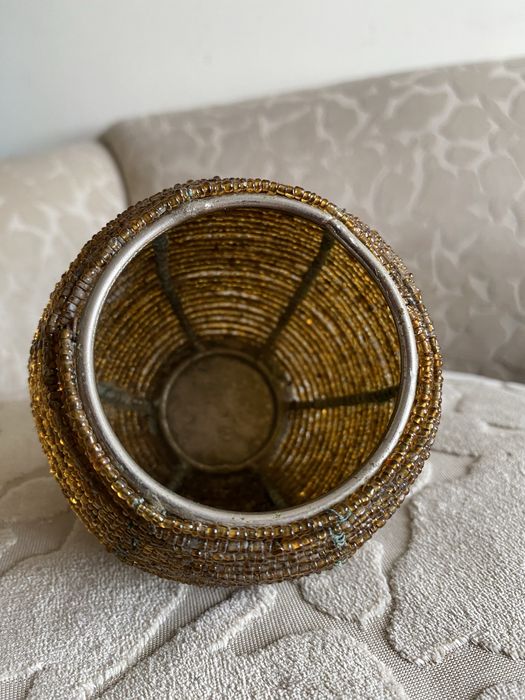 Castiçal de missangas