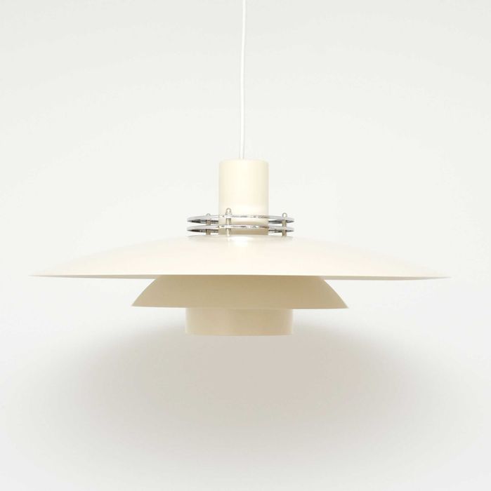 Lampa skandynawska w kolorze kawy z mlekiem, Dania lata 70'te