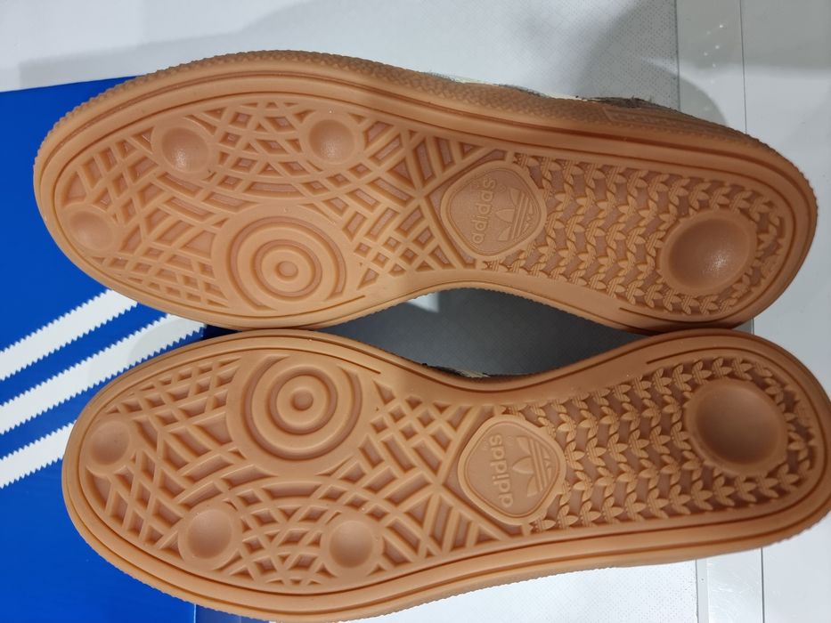 Buty Adidas Handball Spezial 38 i 2/3 IF6490