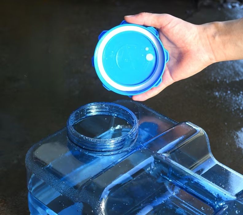 Канистра для воды с краником 25л