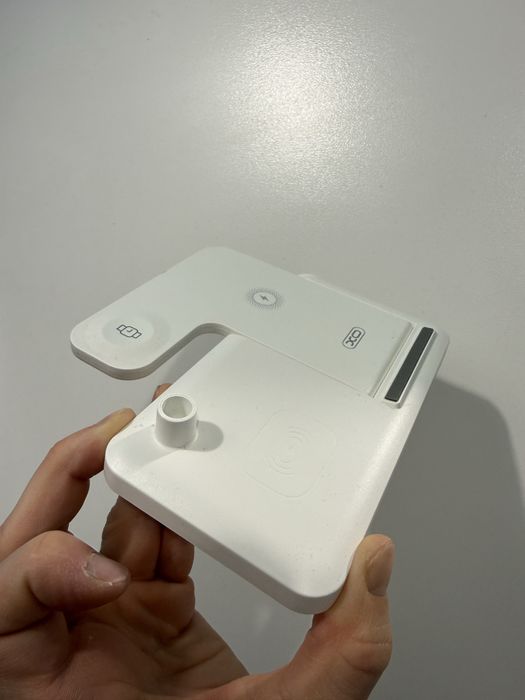 Ładowarka indukcyjna XO 4w1 do Apple iPhone Watch AirPods na raz