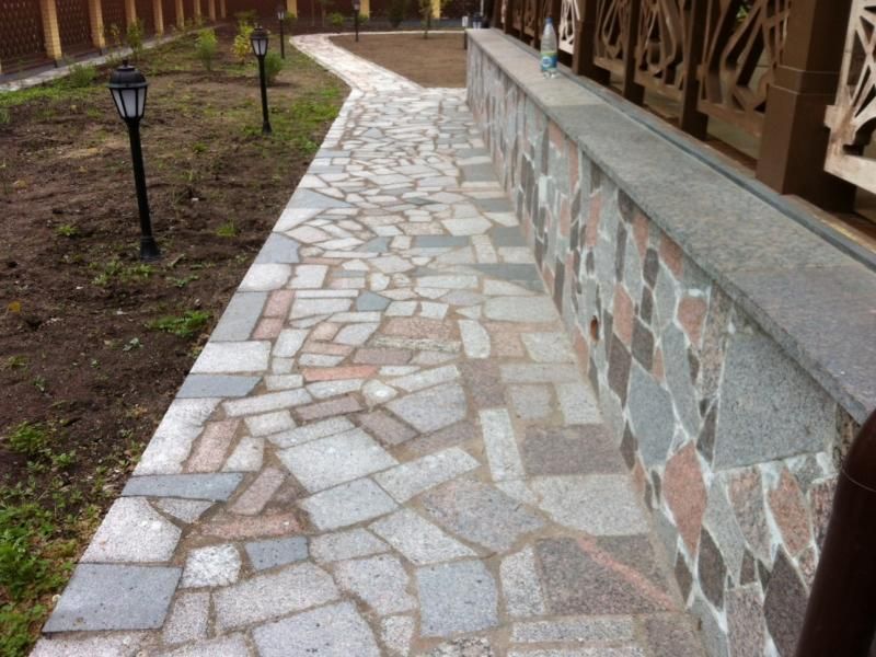 Плитка гранітна, лом гранітних плит (брехча)