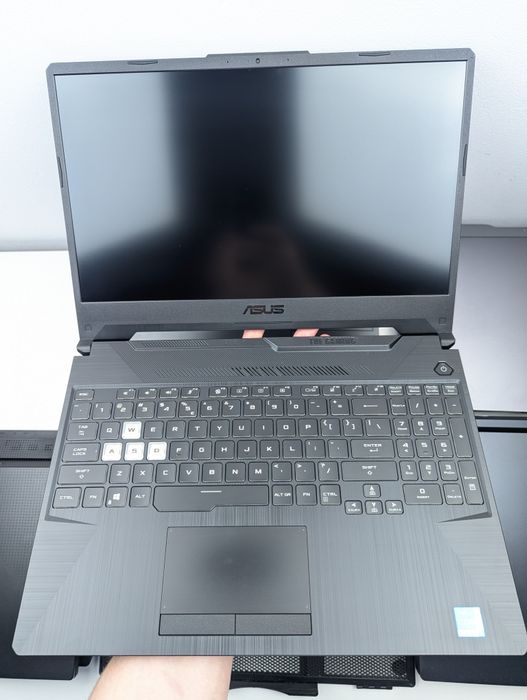 LAPTOP GAMINGOWY Asus TUF F15 RTX 3050 i5-11400H 144 hz