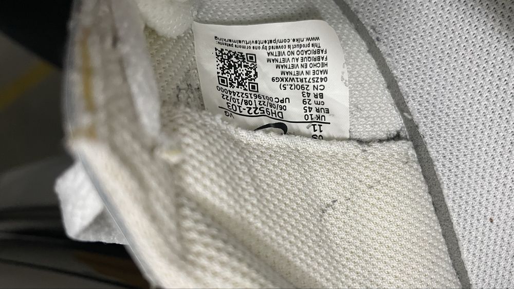 Tenis nike waffle debut