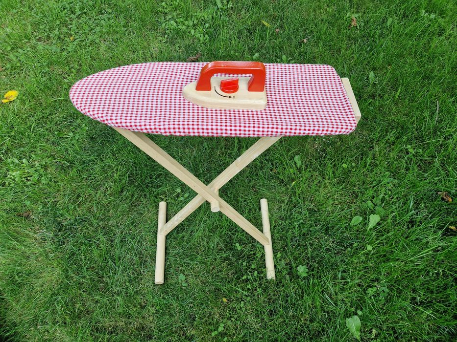 Drewniana deska do prasowania