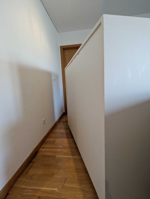 Estante / móvel da Oficina Rústica, em madeira maciça lacada