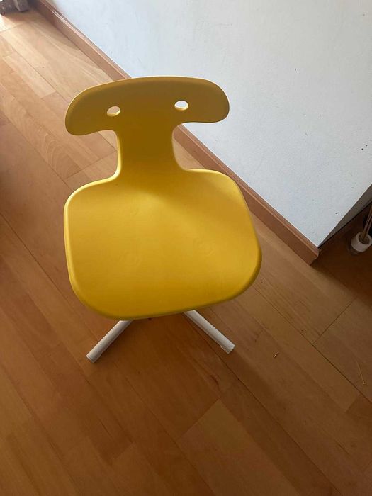 Cadeira quarto criança