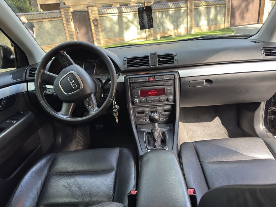 Продам Audi A4 B7