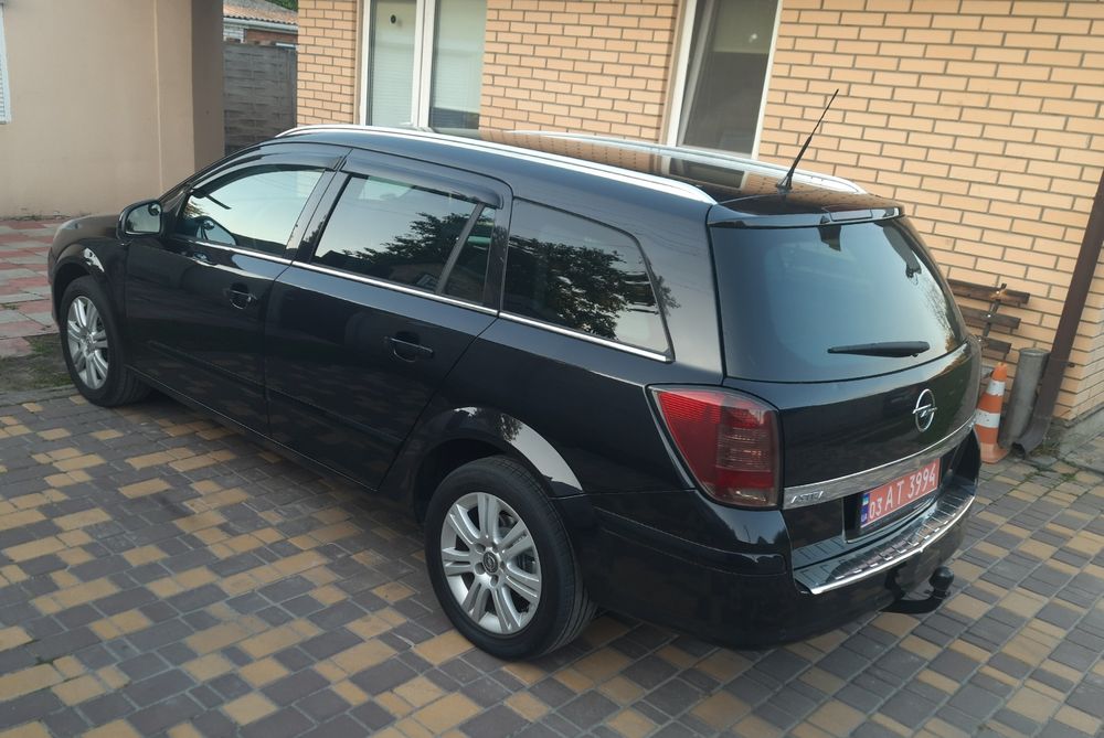 Opel Astra H 1.9cdTI
