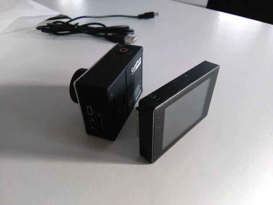 GoPro Hero3+ Como nova+ bateria e LCD traseiro (extras sob orçamento)
