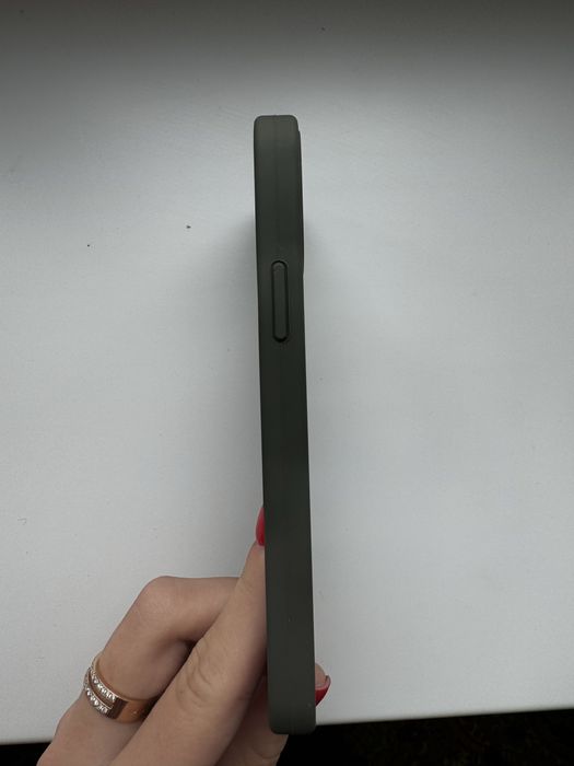 Чохол на айфон 12про