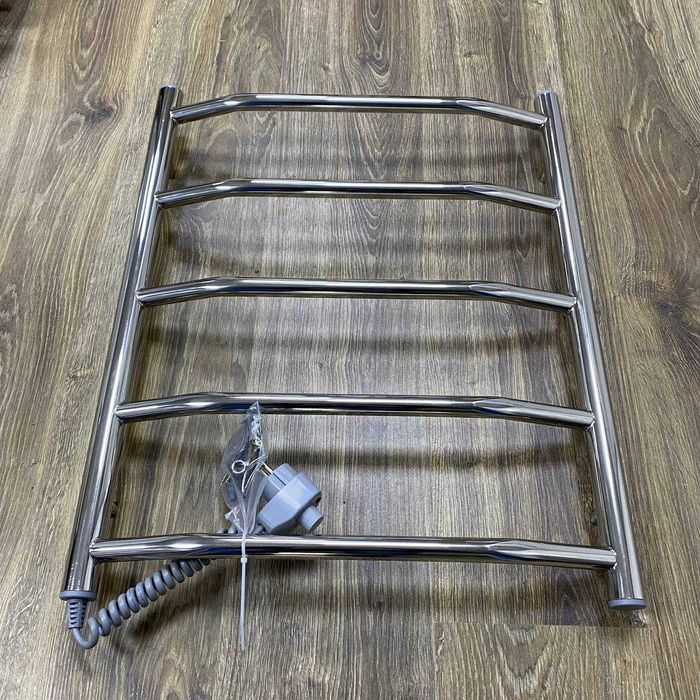 З таймером. Полотенцесушитель. Рушникосушка водяна Laris, електрична