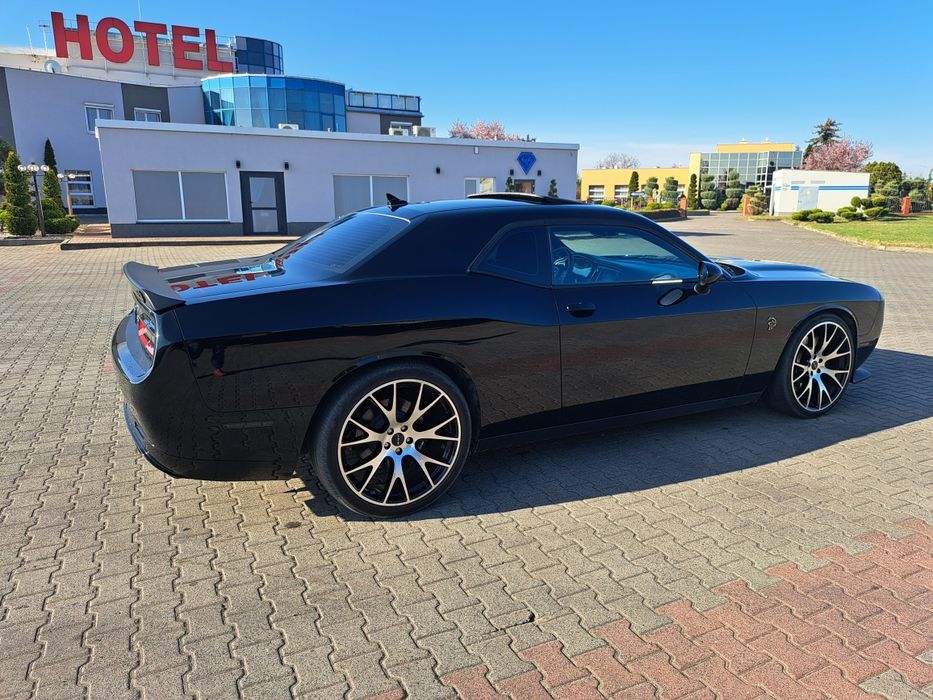 Challenger Charger Dodge 808km Hellcat red eye redeye 2022r mustang