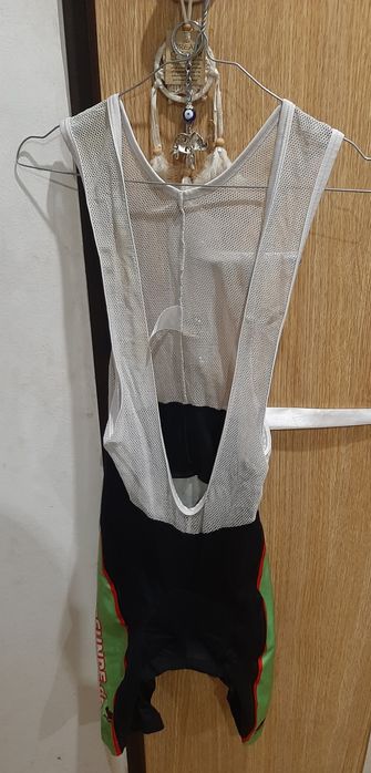 Roupa equipamentos ciclismo