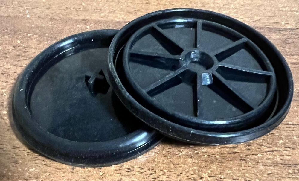 Клапан вентиляціі картерних газів