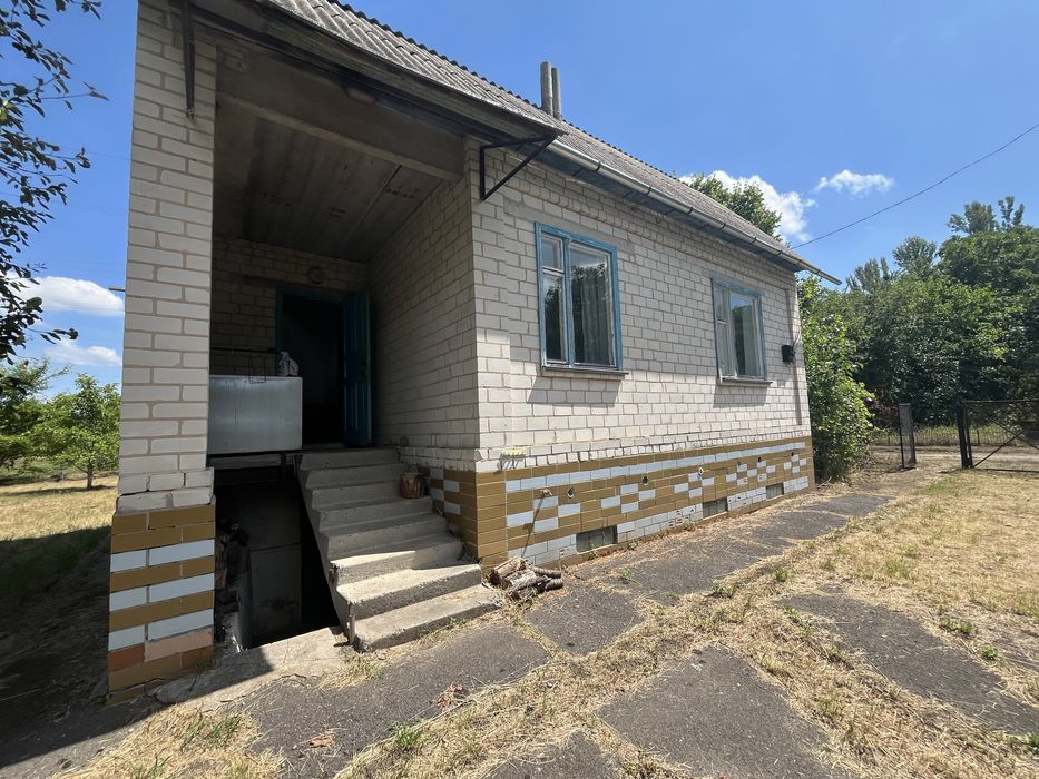 Капітальна дача біля Дніпра, 35 км від Черкас