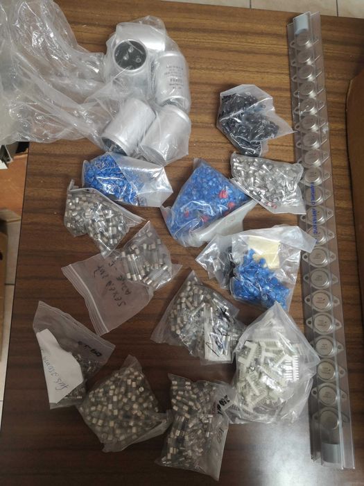 Various Electronic Components (Partial or Full Sale)64172209378819123