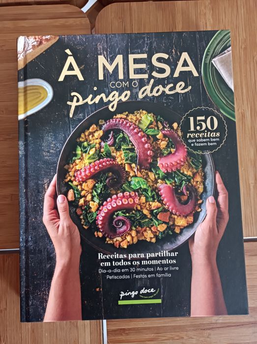 Livro de Receitas * À Mesa com o Pingo Doce - 150 Receitas *236Páginas