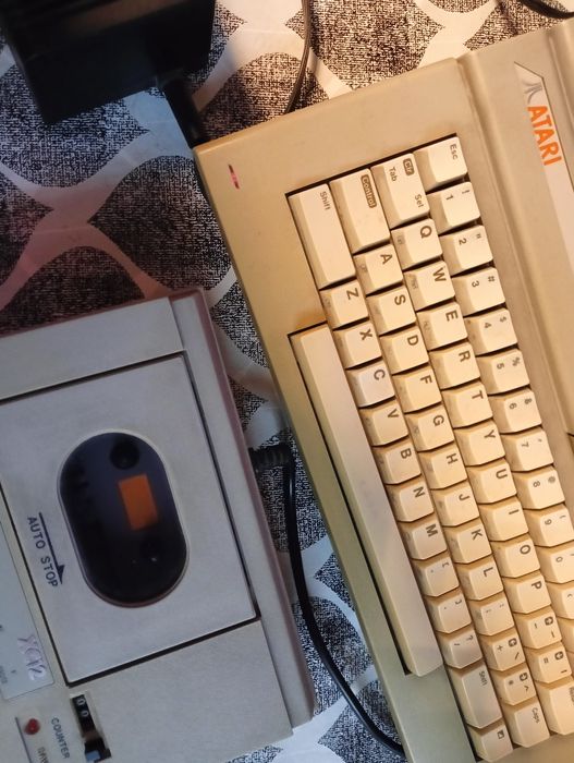 Atari 65 XE sprawny