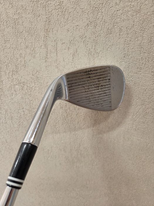 Kij golfowy SW, Cleveland Tour Action REG. 588