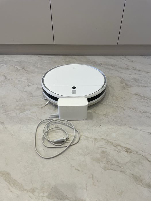 Миючий робот-пилосос Xiaomi Mi Robot Vacuum Mop 2