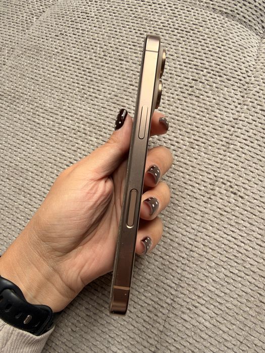 IPhone 16 Pro 128 gb złoty