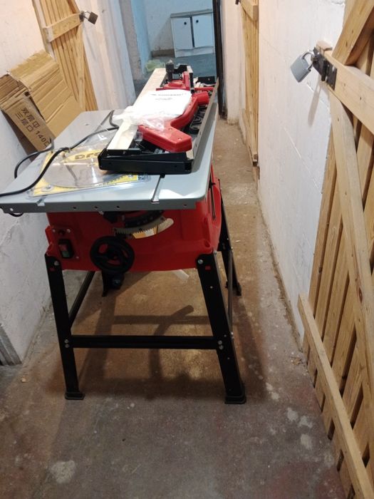 Pilarka stołowa tarczowa