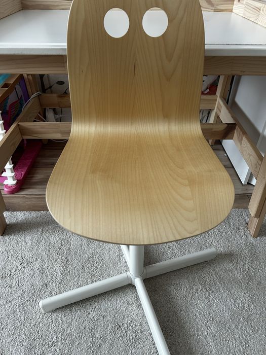 Biurko FLISAT z krzesłem