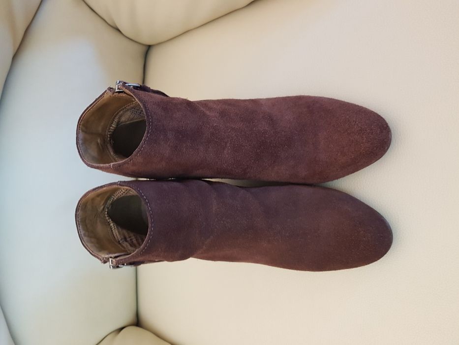 Brązowe botki zamszowe koturn rozm.37