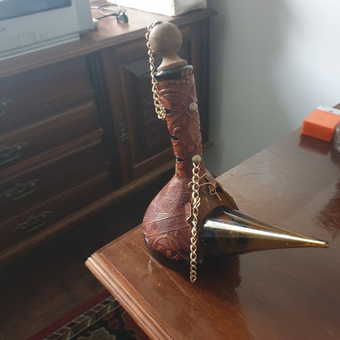 Artigos  decorativos  antigos