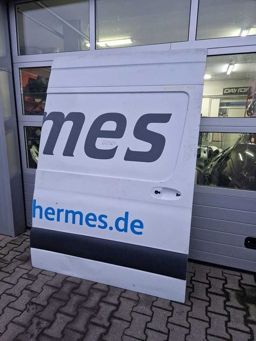 Mercedes Sprinter 907  18r.- Drzwi Prawe Boczne Przesuwne