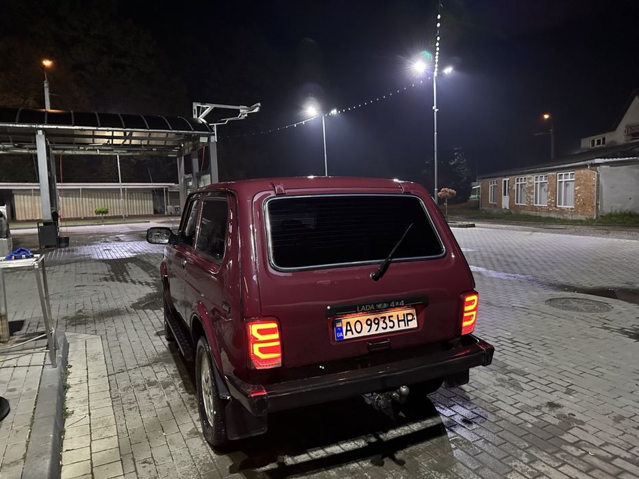 Продам ниву 2012 року