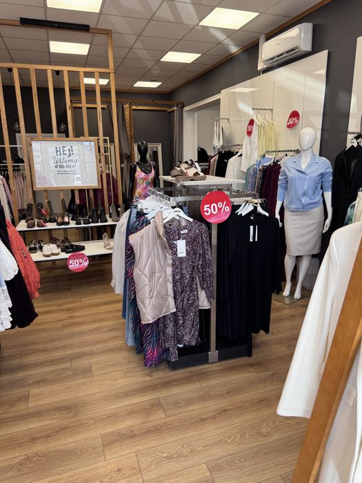 Lokal użytkowy 87 m² na wynajem – Strzelin