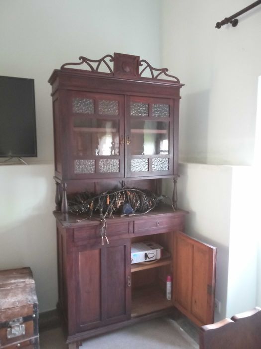Vendo móveis e outros objetos de casa