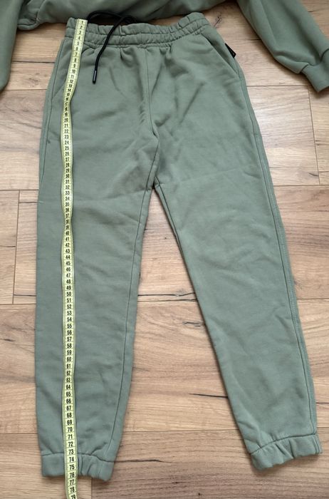 Повсякденний костюм, шкільний костюм, спортивний костюм